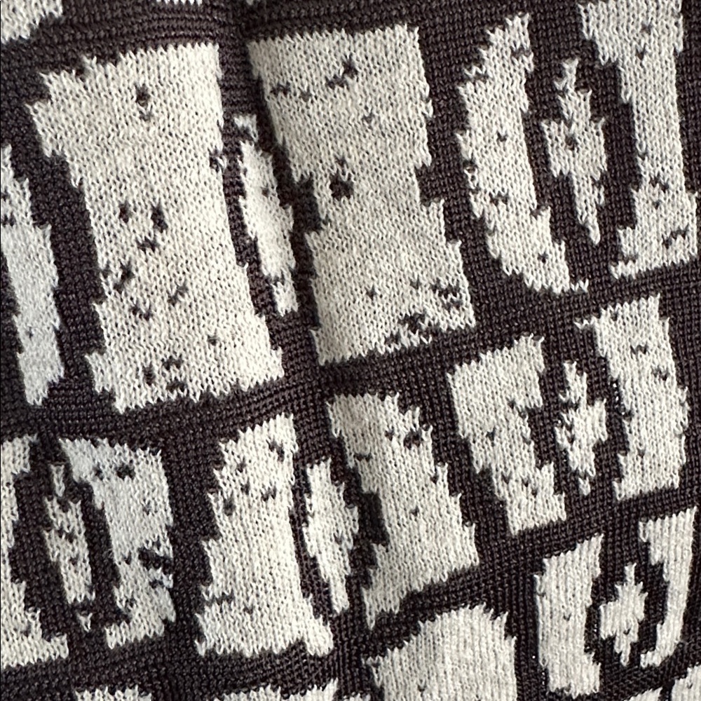 NIC+ZOE Dark Brown and Off White Crocodile Patterned Lightweight Sweater - XL - Picture 7 of 7